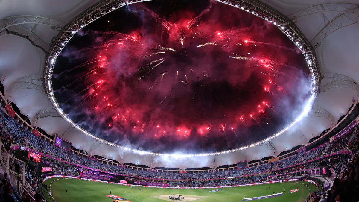 Light show, DP World ILT20 Season 4